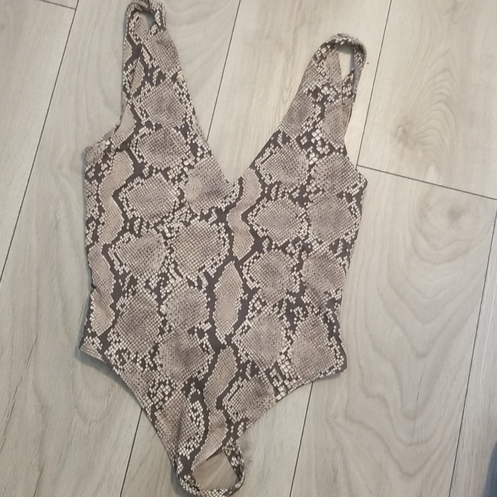 Babaton snakeskin bodysuit